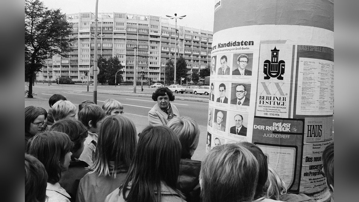 Klassentreffen – Gespräche über das Ende der DDR und Neuanfänge im wiedervereinigten Deutschland