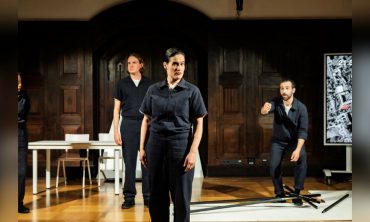 Dokumentarisches Theater gegen Rechtsextremismus: Künstlerisch-theatrale Auseinandersetzungen mit rechtsextremistischen Verbrechen