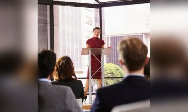 Mit Mut und Eloquenz nach vorn! Rhetorik Aufbauseminar