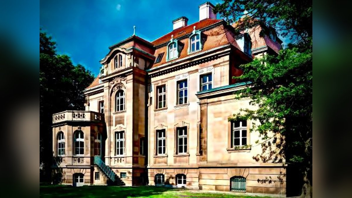 Spurensuche: Zwischen Tanzpalästen und Arbeitslager