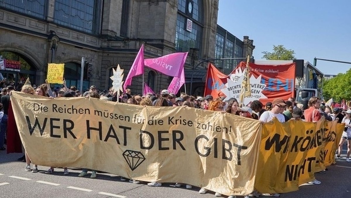 Ungleichland – Von Steuergeschenken und Milliardären