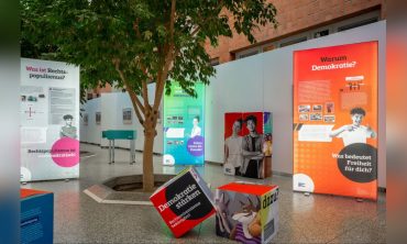 „Demokratie stärken – Rechtsextremismus bekämpfen“