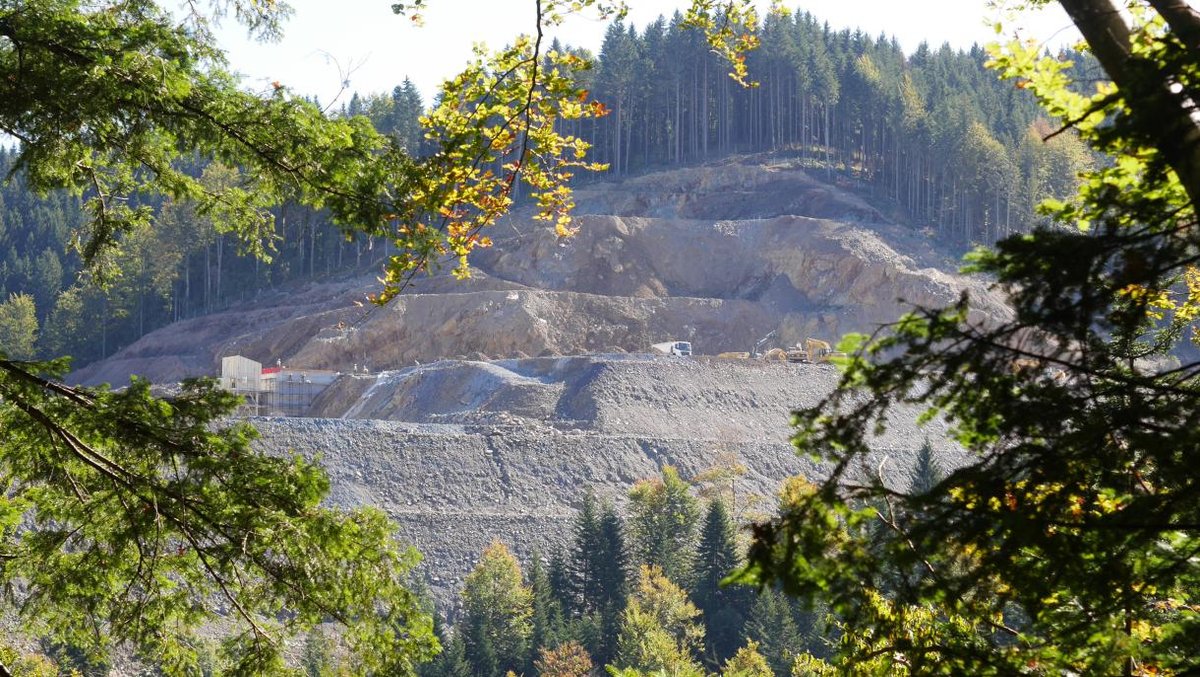 Bergbau im Westbalkan EU-Rohstoffrennen trifft auf governance Realität