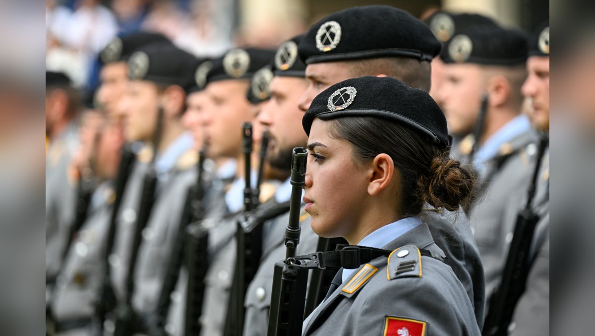 Filmvorführung: „Kriegstüchtig? 70 Jahre Bundeswehr“