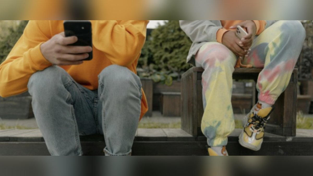 Erlauben, Befähigen oder Verbieten? – Social-Media-Verbote zwischen Schutz und Selbstbestimmung