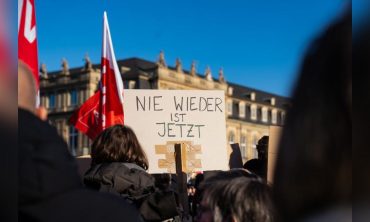 Bevor es zu spät ist! Wissenschaftliche Perspektiven auf die faschistische Gefahr