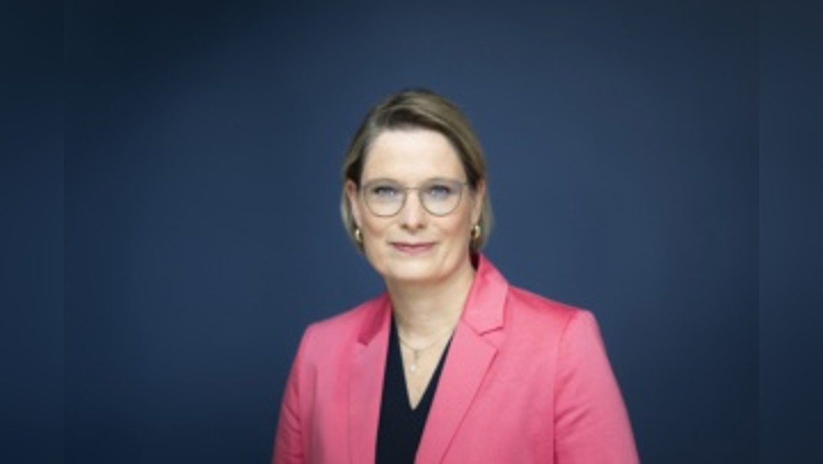 Rechtsfreier Raum Internet? Im Gespräch mit Bundesjustizministerin Dr. Stefanie Hubig über Hassrede, Social Media, KI und neue Regeln für das Netz