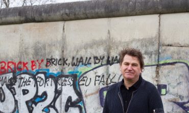Faschismus ist keine Meinung. Stabil bleiben in autoritären Zeiten